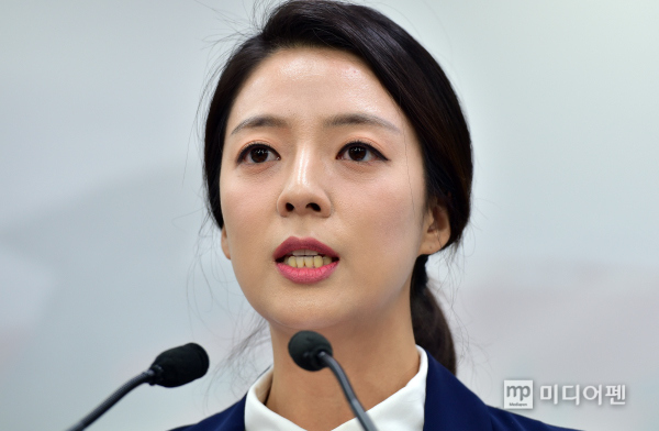웰니스윤 이미지